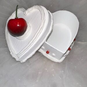 Fake Cake Trinket Box Decor